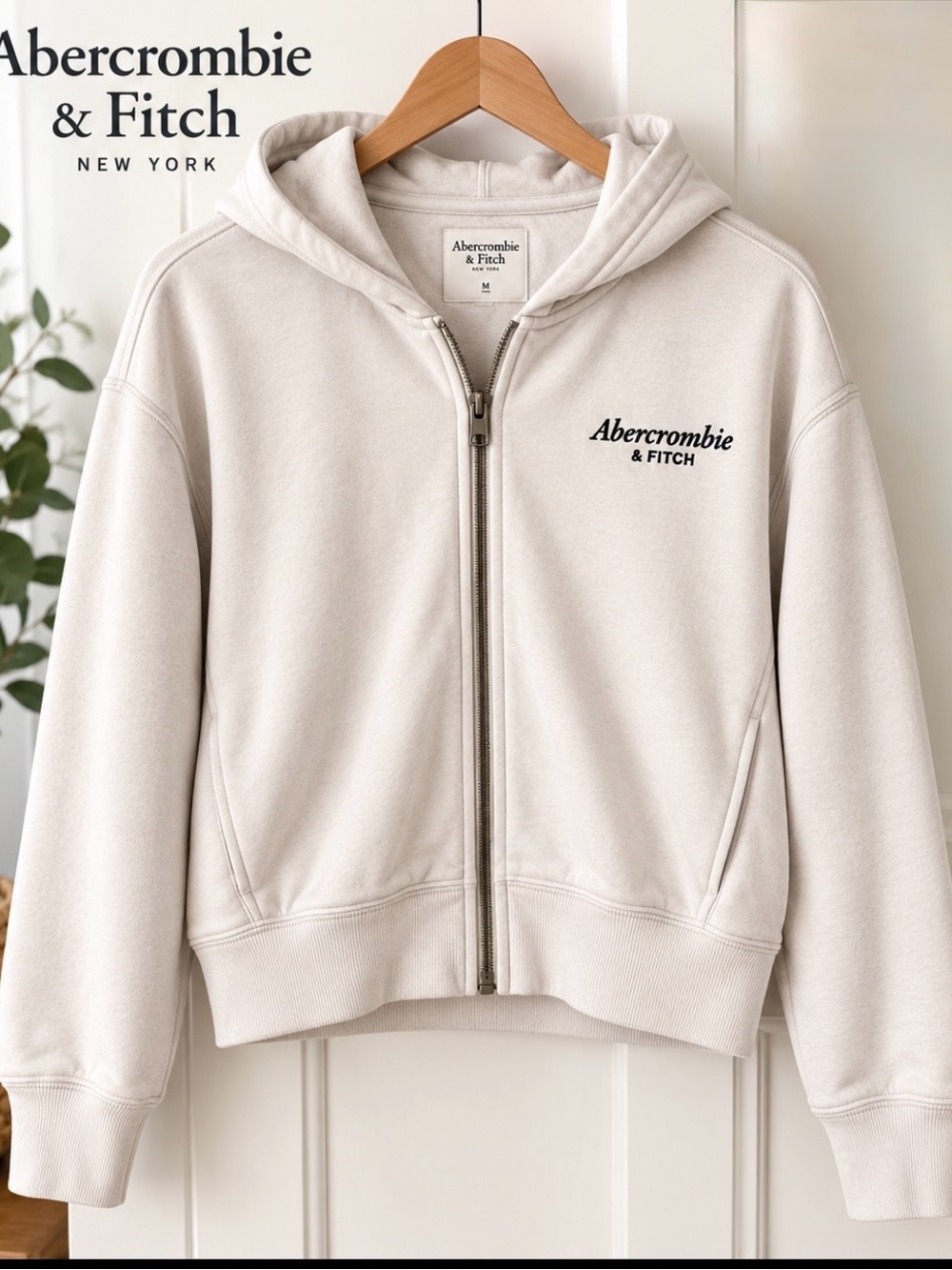 Abercrombie & Fitch Soft AF Cropped Zip Hoodie Cream Women’s Medium